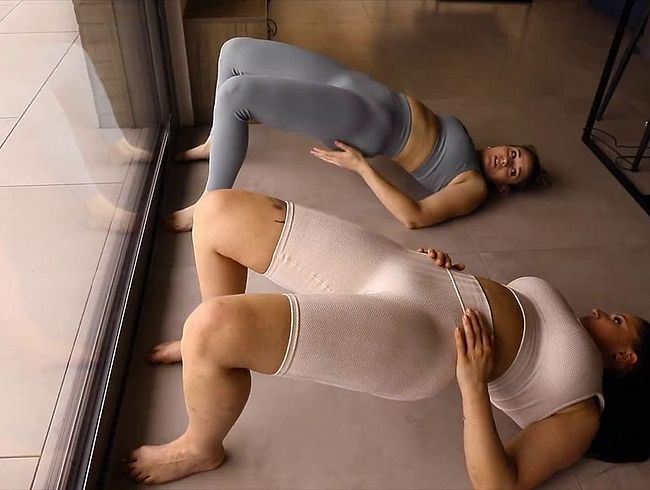 Melina-May Porno Video: Joga mit Jolee